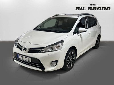 Vit Begagnad 2017 Toyota Verso Edition Minibuss | 169 800 kr (Lite dyr)