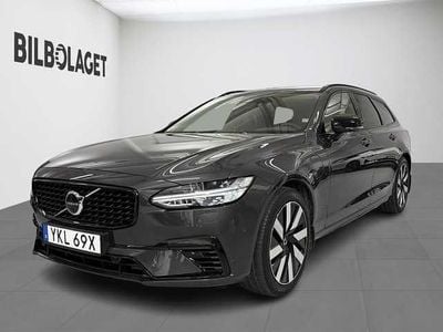 Grå Begagnad 2024 Volvo V90 Plus Kombi | 479 500 kr (Marknadspris)
