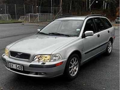 Begagnad 2001 Volvo V40 Kombi | 25 000 kr (Dyr)