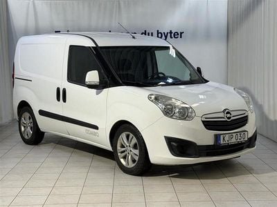 Begagnad Opel Combo 90 HK (66 kW) 2015 Vit Van