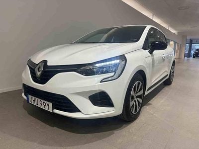 Vit Begagnad 2023 Renault Clio V Halvkombi | 149 500 kr (Marknadspris)