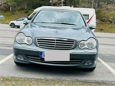 Mercedes C180