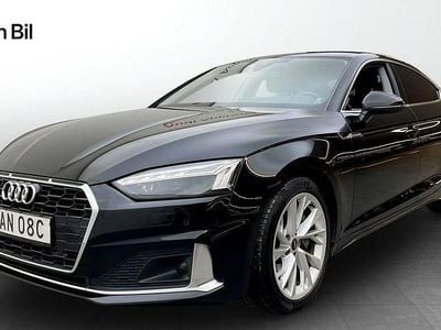 Svart Begagnad 2021 Audi A5 Sportback Advanced Plus Halvkombi | 299 000 kr (Marknadspris)