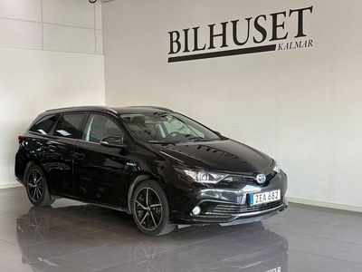 Svart Begagnad 2017 Toyota Auris Touring Sports Comfort Kombi | 169 900 kr (Marknadspris)