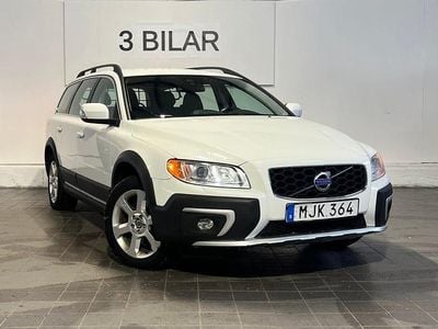 Begagnad Volvo XC70 Momentum 181 HK (133 kW) 2014 Vit Kombi