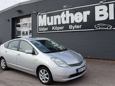 begagnad Toyota Prius 1.5 VVT-i + 3CM CVT Euro 4