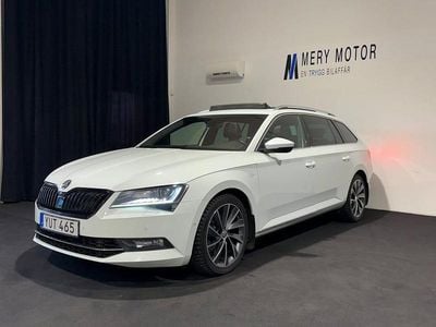 Vit Begagnad 2018 Skoda Superb Kombi | 234 800 kr (Marknadspris)