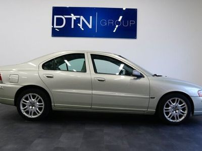 begagnad Volvo S60 2.4-CNG Summum Kamrem Bytt Nyserv Drag Skinn Nybes 2005, Sedan