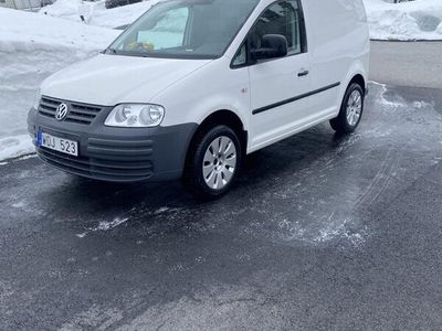 begagnad VW Caddy Skåpbil -07 med Låga mil, bytt kamrem