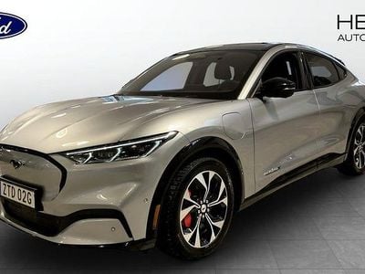 Grå Begagnad 2021 Ford Mustang Mach-E SUV | 359 900 kr (Bra pris)