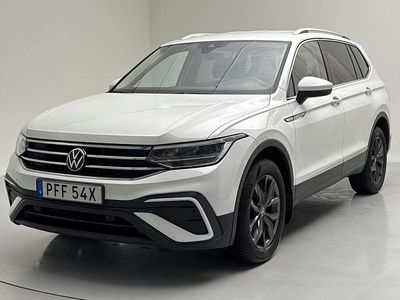 Vit Begagnad 2023 VW Tiguan Allspace SUV | 319 900 kr (Bra pris)