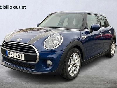 Blå Begagnad 2018 Mini Cooper Pepper Halvkombi | 124 900 kr (Marknadspris)
