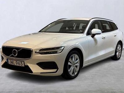 Vit Begagnad 2018 Volvo V60 Momentum Kombi | 239 900 kr (Lite dyr)