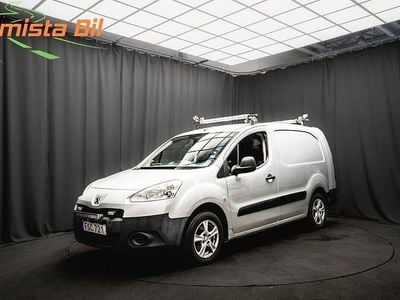 Grå Begagnad 2015 Peugeot Partner Minibuss | 78 600 kr (Lite dyr)