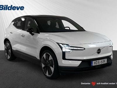 Vit Begagnad 2024 Volvo EX30 Ultra SUV | 379 900 kr (Marknadspris)