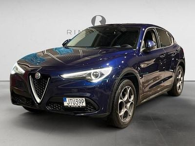 Begagnad Alfa Romeo Stelvio Super 201 HK (147 kW) 2019 Blå SUV