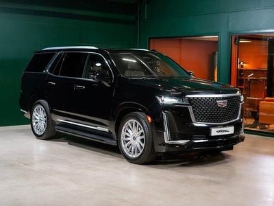 Svart Begagnad 2022 Cadillac Escalade SUV | 1 049 900 kr (Marknadspris)