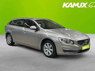 Brun Begagnad 2014 Volvo V60 Kinetic Kombi | 97 800 kr (Marknadspris)