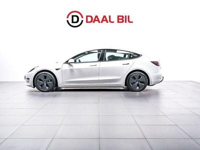 Begagnad Tesla Model 3 Long Range AWD 366 kW (498 HK) 2021 Vit Sedan