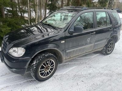 Begagnad Mercedes ML320 218 HK (160 kW) 2000 SUV