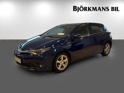 Begagnad Toyota Auris Hybrid Active 99 HK (72 kW) 2016 Mblå Halvkombi