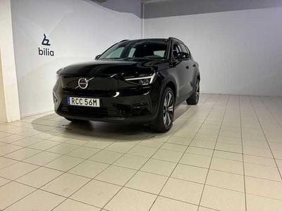 Begagnad Volvo XC40 Core 185 kW (252 HK) 2022 Svart SUV