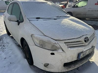 Begagnad Toyota Auris 90 HK (66 kW) 2010 Halvkombi