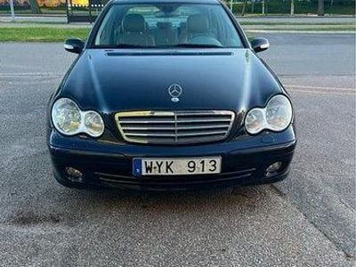 Mercedes C180