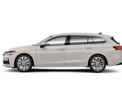 Vit Ny 2025 Skoda Superb Selection Kombi | 509 300 kr (Lite dyr)