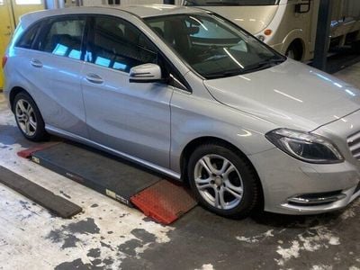 Mercedes B180