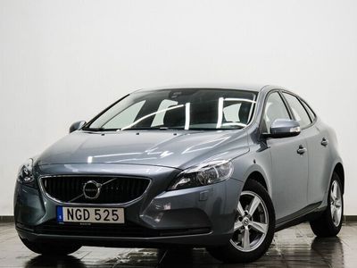 begagnad Volvo V40 T2 Kinetic P-Värm P-Sensor Bluetooth Lågmil Euro 6