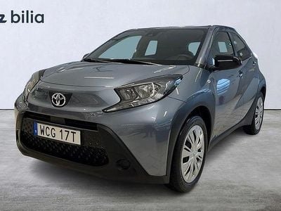 Ny Toyota Aygo X Play 72 HK (52 kW) 2025 Grå SUV