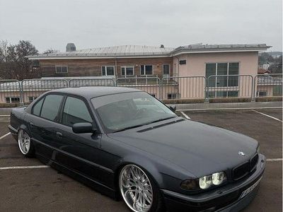 Begagnad 1999 BMW 740 Sedan | 130 000 kr
