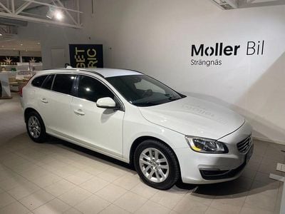 Vit Begagnad 2014 Volvo V60 Kombi | 104 900 kr (Marknadspris)