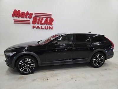 Begagnad Volvo V90 CC 190 HK (139 kW) 2017 Svart Kombi