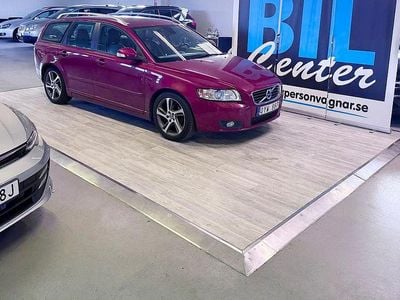 Röd Begagnad 2011 Volvo V50 Momentum Kombi | 49 000 kr (Marknadspris)