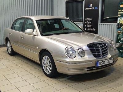 Begagnad Kia Opirus 203 HK (149 kW) 2004 Gul Sedan