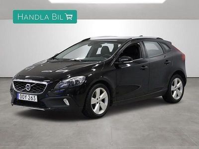 Begagnad Volvo V40 120 HK (88 kW) 2015 Svart Halvkombi