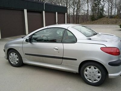 begagnad Peugeot 206 CC 1.6 TipTronic Euro 3