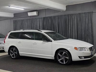 Begagnad Volvo V70 Momentum 181 HK (133 kW) 2014 Vit Kombi