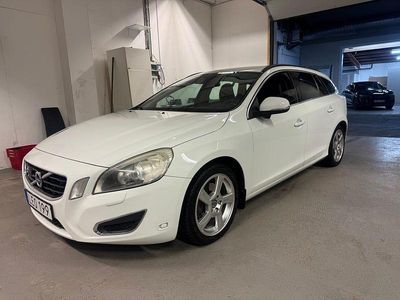 Begagnad 2011 Volvo V60 Kombi | 49 500 kr (Marknadspris)