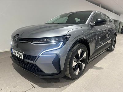 Grå Begagnad 2023 Renault Mégane IV Equilibre Halvkombi | 229 500 kr (Marknadspris)