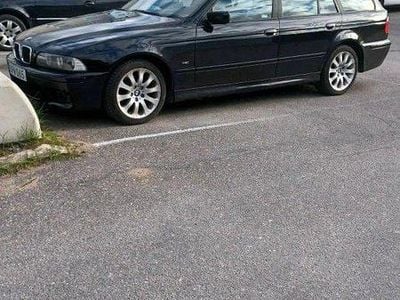 BMW 525