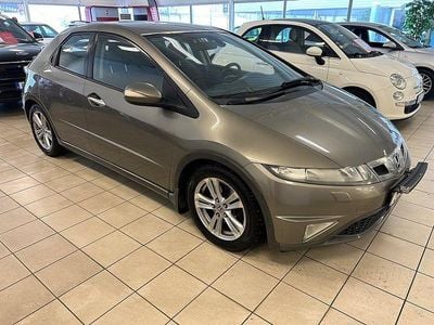 Grå Begagnad 2009 Honda Civic Sport Halvkombi | 47 000 kr (Marknadspris)