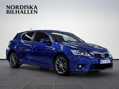 Lexus CT200h