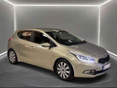 begagnad Kia Ceed 1.6 GDI DCT 135hk Automat/ Dragkrok/ Motorvärmare