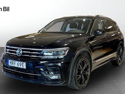 Svart (deep black pearl) Begagnad 2020 VW Tiguan Allspace R-line SUV | 329 000 kr (Lite dyr)