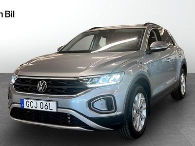 Silver Begagnad 2024 VW T-Roc Life SUV | 289 500 kr (Marknadspris)