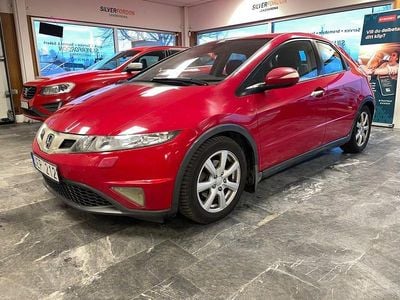 Begagnad Honda Civic Sport 140 HK (102 kW) 2009 Röd Halvkombi