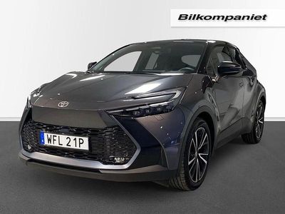 Grå Begagnad 2024 Toyota C-HR SUV | 429 900 kr (Dyr)